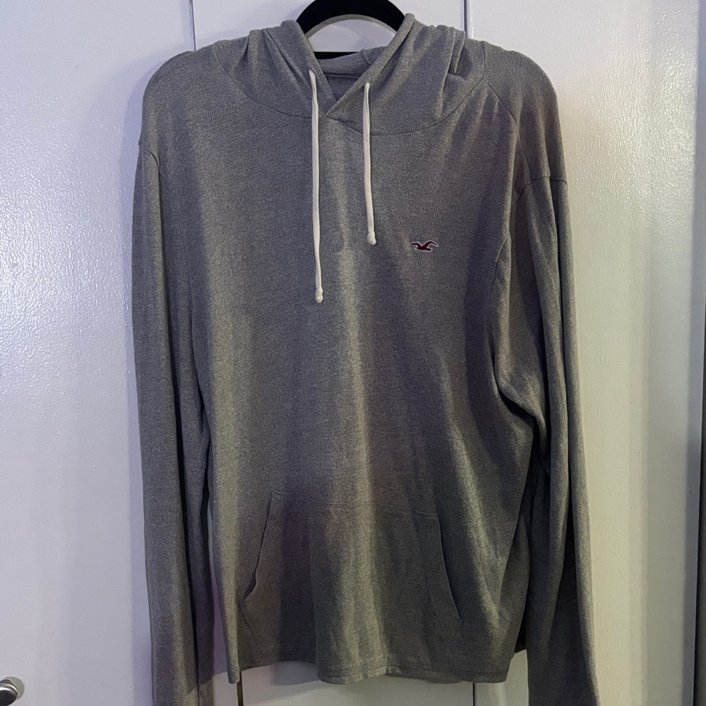 🎄 3/$15 Hollister Gray Hoodie